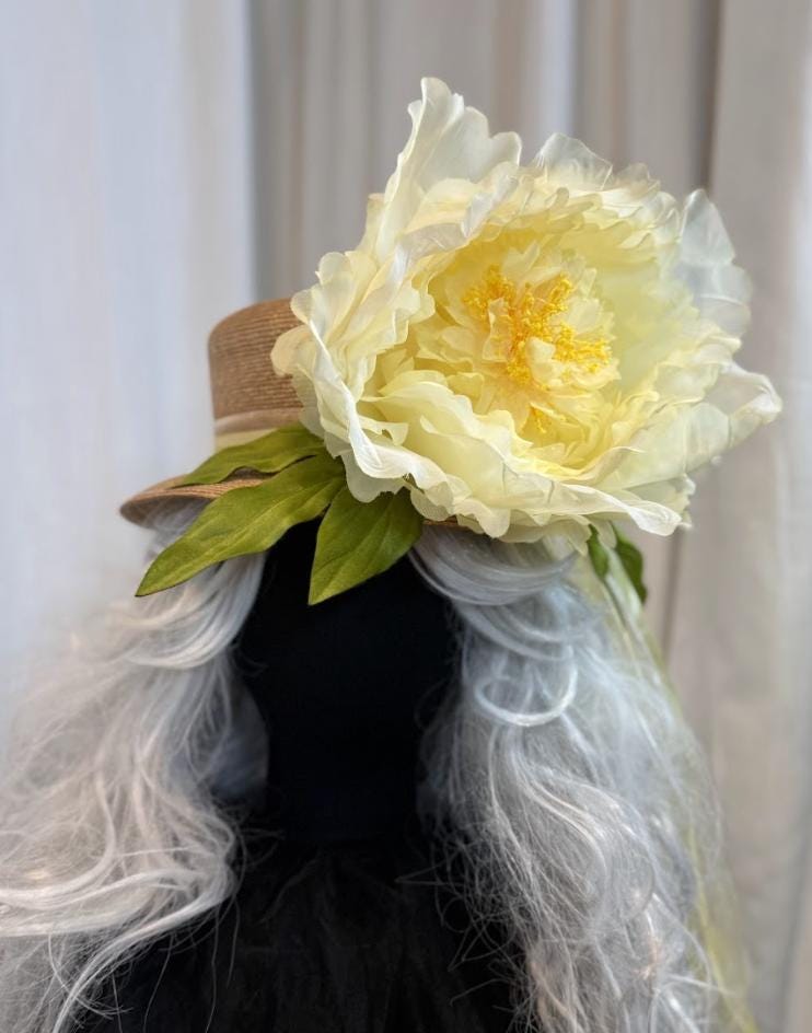 Lady Lavender Floral Top Hat – Lavender Pink Hat, Fairycore Headpiece, Garden Party Hat, Pastel Top Hat, Ren Faire, Cosplay