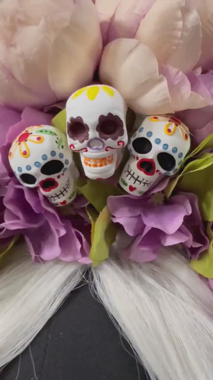 La Flor del Recuerdo Fascinator, Sugar Skull Crown, Día de los Muertos Headpiece, Floral Skull Crown, Lavender Crown, Festival Headpiece