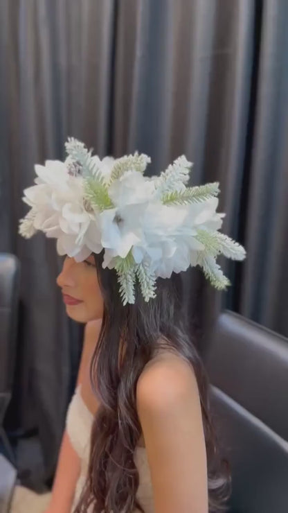 Winterborne Snowy Poinsettia Holiday Garland | White Christmas Crown, Ice Queen Halo, Winter Wedding Headpiece, Frosted Floral Tiara
